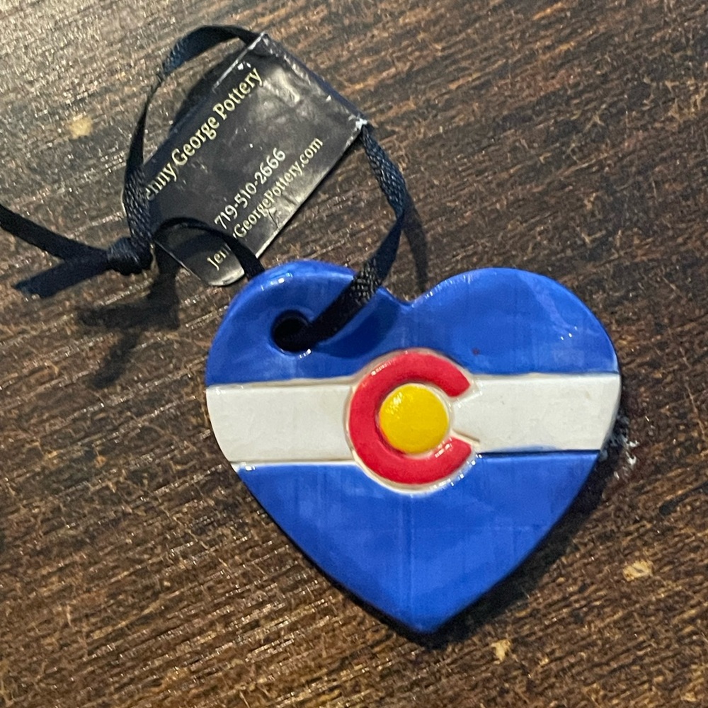 Colorado flag heart ornament pottery